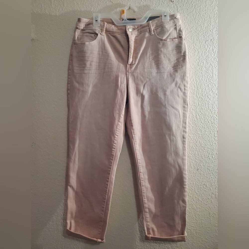 Chico's Blush Cropped Ankle Jeans